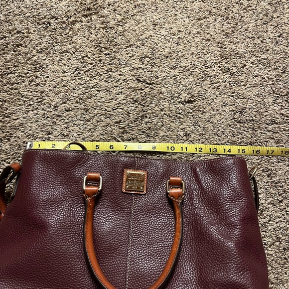 Dooney & Bourke Large Shoulder Bag - Picture 11 of 13